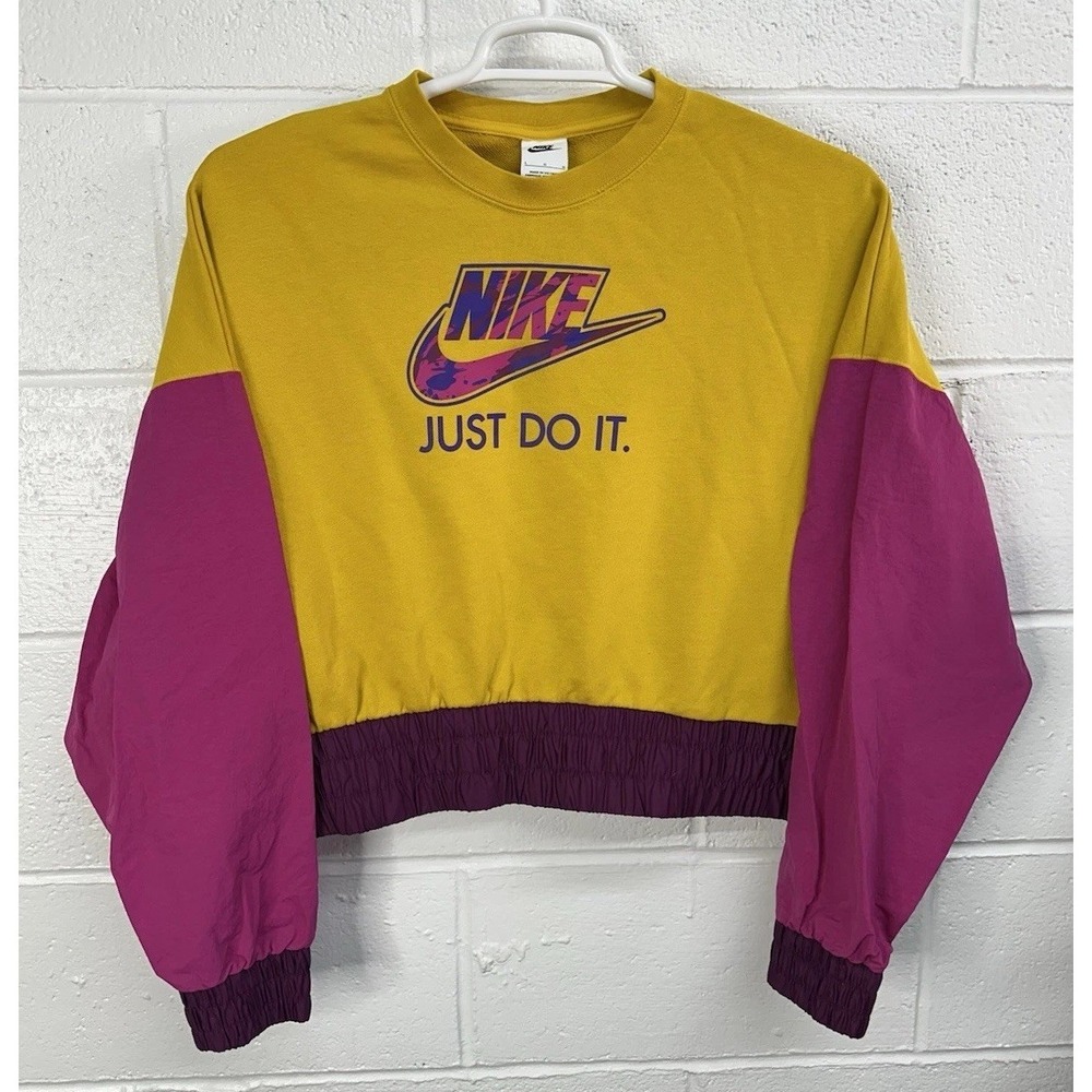Nike Sweatshirt Gold Retro Nylon Terry Fleece / Women's Large